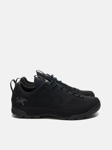 Arc'teryx Konseal Black/Black, Sneakers