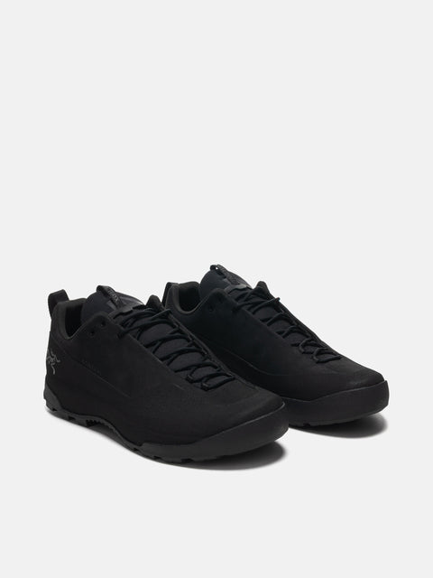 Arc'teryx Konseal Black/Black, Sneakers