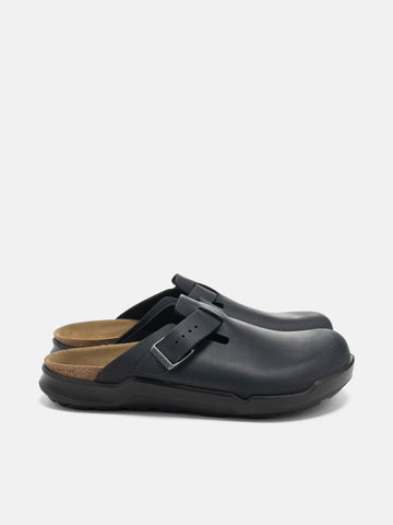 Birkenstock Boston Rugged Oiled Leather Black, Mules