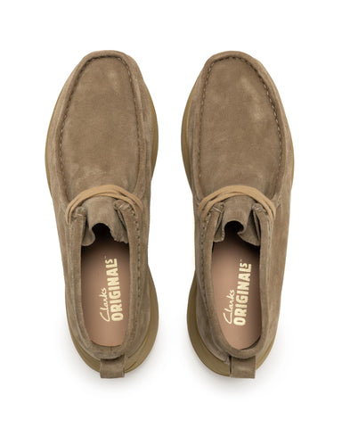 Clarks Originals Wallabee Eden Dark Sand Suede, Footwear