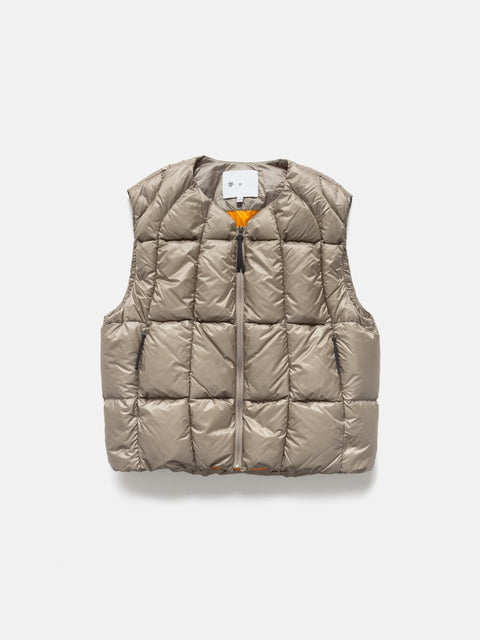 Goldwin-0-Three-Dimensional-Down-Light-Vest-Dune-D-1