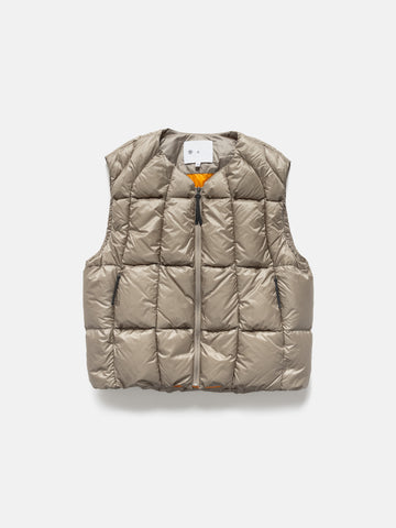 Goldwin-0-Three-Dimensional-Down-Light-Vest-Dune-D-1