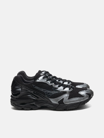 Mizuno Wave Rider 10 Black / Black Sand / Metallic Grey, Sneakers