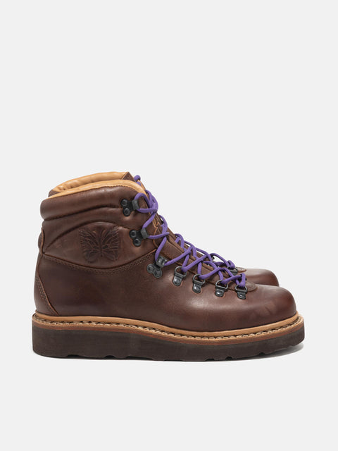 Needles-Papillon-Emb-Mountain-Boot-Brown-1
