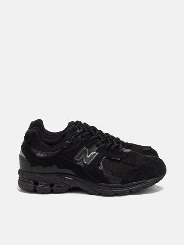 New Balance 2002D Refined Future GORE-TEX Black/Black, Sneakers