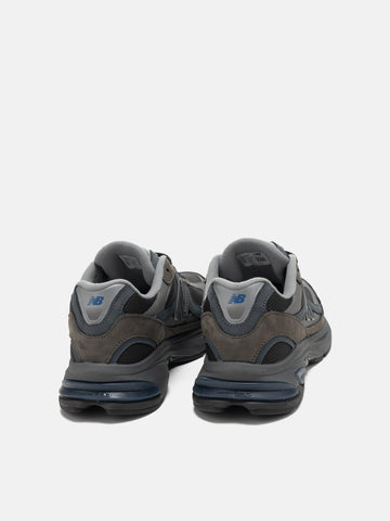 rear view of the NEW BALANCE Abzorb 2010 Tornado