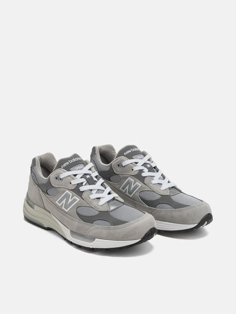 three quarter view of the NEW BALANCE Made in USA 992 Core Grey/White