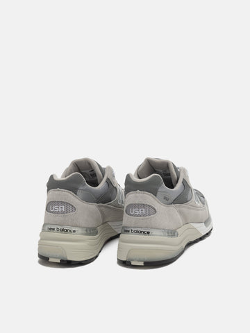 rear view of the NEW BALANCE Made in USA 992 Core Grey/White