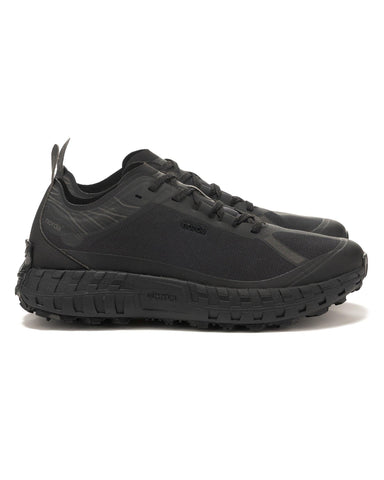 Norda 001 Stealth Black, Footwear