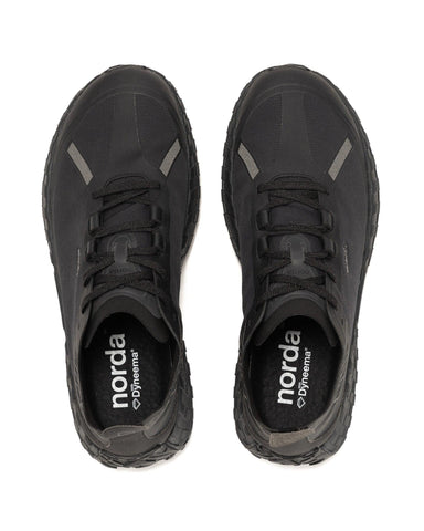 Norda 001 Stealth Black, Footwear