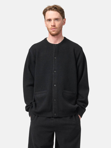 Ssstein-Extra-Fine-Wool-Knit-Crew-Neck-Cardigan-Black-4