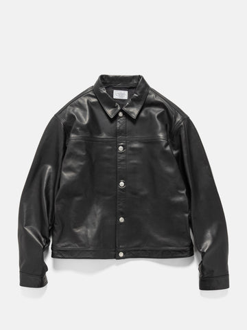 Flat sot of the UNLIKELY Zero Leather Trucker JKT in Black