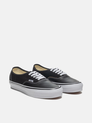 three quarter view of the VANS OTW Authentic 44 Siped Vibram Black