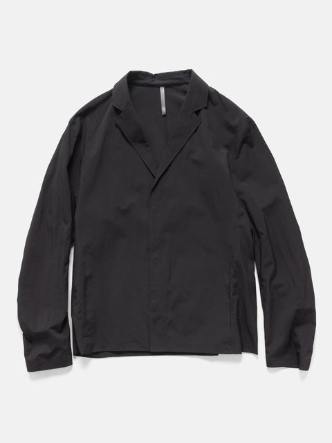 Flat shot of the Veilance Spere SL Blazer M Black
