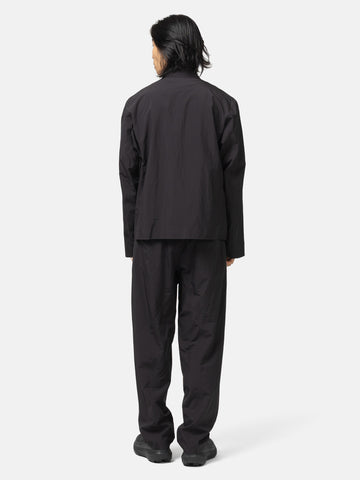 Back shot of the model wearing the Veilance Spere SL Jacket M Black
